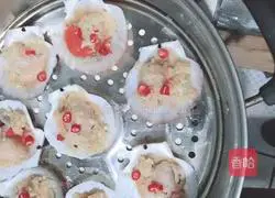 Illustration of how to make hibiscus vermicelli scallops 6
