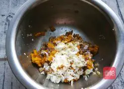 Illustration of how to make pumpkin fish balls 5