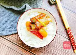 Illustration of braised pork ribs with small potatoes 7