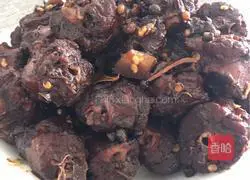 Illustration of how to make spicy duck neck 9