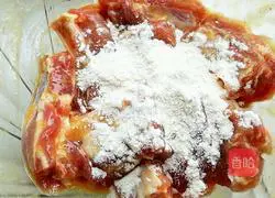 Illustration of how to make fried pork ribs 8