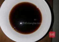 Illustration of how to make spicy and sour boneless chicken feet 4