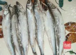 Illustration of how to make multi-flavored spring fish 3