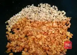 Illustration of how to fry fly heads 6