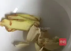 Illustration of how to make braised pork with potatoes 3