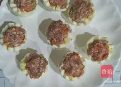 Illustration of how to make steamed egg, minced meat and tofu 4