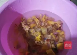 Illustration of how to cook chicken and potatoes stewed 1