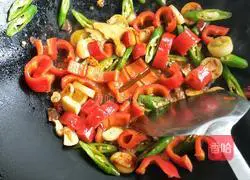 Illustration of how to make spicy chicken breast 4