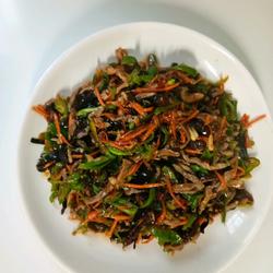 Homemade fish-flavored shredded pork
