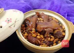 Illustration of soybean stewed pig's trotters 13