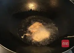 Illustration of how to make fried small long fish 4