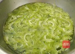 Bitter Melon Scrambled Egg Bento Recipe Illustration 2