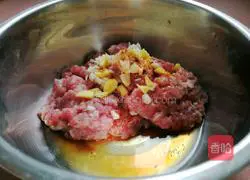 Illustration of how to make five-spice meatloaf 4