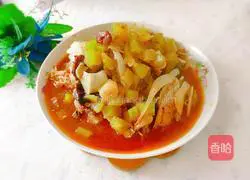 Illustration of how to stew fish head with lettuce 17