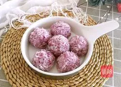 Illustration of how to make purple potato and pearl meatballs 8