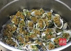 Illustration of how to make steamed oysters with garlic vermicelli and vermicelli 5