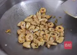 How to stir-fry the large intestine Illustration 6