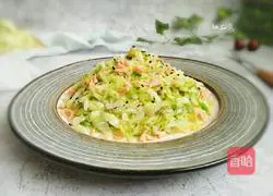 Illustration of how to make stir-fried shredded cabbage 12