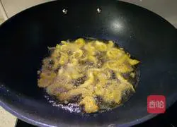 Illustration of how to make spiced whitebait 7