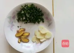 Illustration of home-style spicy tofu 3