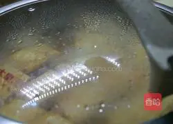 Illustration of how to make tofu wrapped in eggs 12