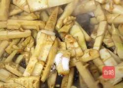 Illustration of braised bamboo shoots in oil 10