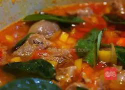 Illustration of how to make tomato beef brisket 12