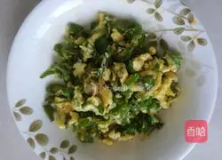 Illustration of how to make fried eggs with pepper 6