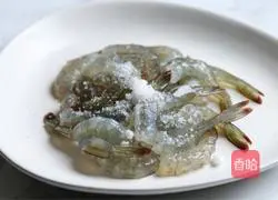 Thai Basil Shrimp Recipe Illustration 3