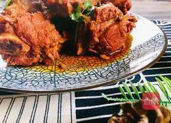 Illustration of Braised Large Cavity Bones in Spicy Sauce 17