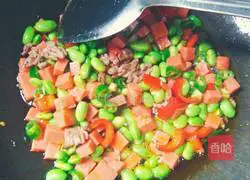 Illustration of how to make fried ham with edamame 5