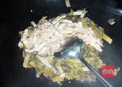 Illustration of how to make stir-fried pork with sauerkraut 8