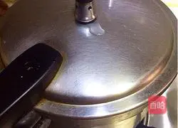 Illustration of how to make roast duck with edamame 7