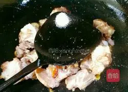 Illustration of how to make kelp braised pork ribs (braised version) 8