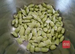 Illustration of braised June yellow 2