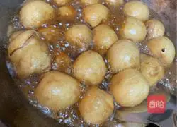 Illustration of how to stuff meat with gluten 7