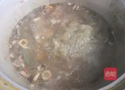 Mushrooms Illustration of how to make potato braised pork ribs 10