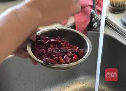 Illustration of how to make spicy shrimp 4