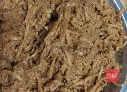 Illustration of how to make steamed shredded radish with flour 5