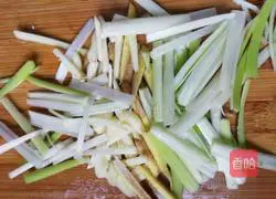 Illustration of how to make spicy chicken nuggets 4