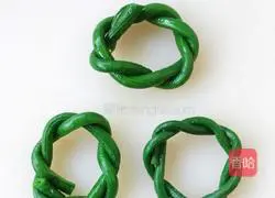 Illustration of how to make Panlong meatballs 6