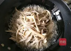 Illustration of how to make fried king oyster mushroom 5