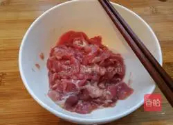 Illustration of how to make stir-fried crab-flavored mushrooms and lean meat 3