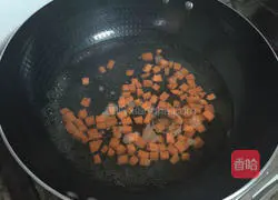 Illustration of how to make stir-fried diced sardines 3