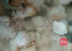 Illustration of Braised Pork Trotters 3