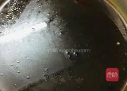 Illustration of how to make spiced pig ears 5