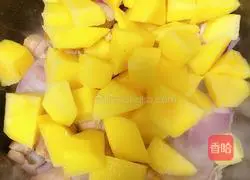 Illustration of how to make curry chicken rice 5