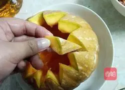 Illustration of how to make steamed pumpkin ribs 1