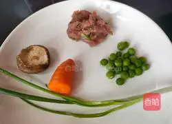 Illustration of how to make fried minced pork bento 3