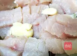 One fish, two meals (Part 1) Illustration of how to make grass carp with tomato sauce 2